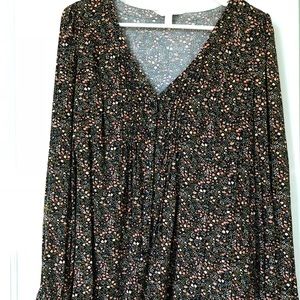 Lauren Conrad Maternity Shirt NWOT